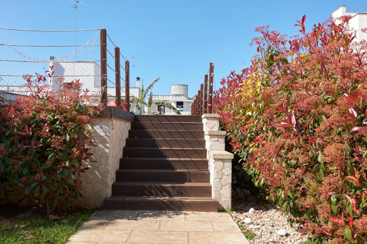 Il Giardino Di Flora Con Piscina Hotel Lecce Kültér fotó