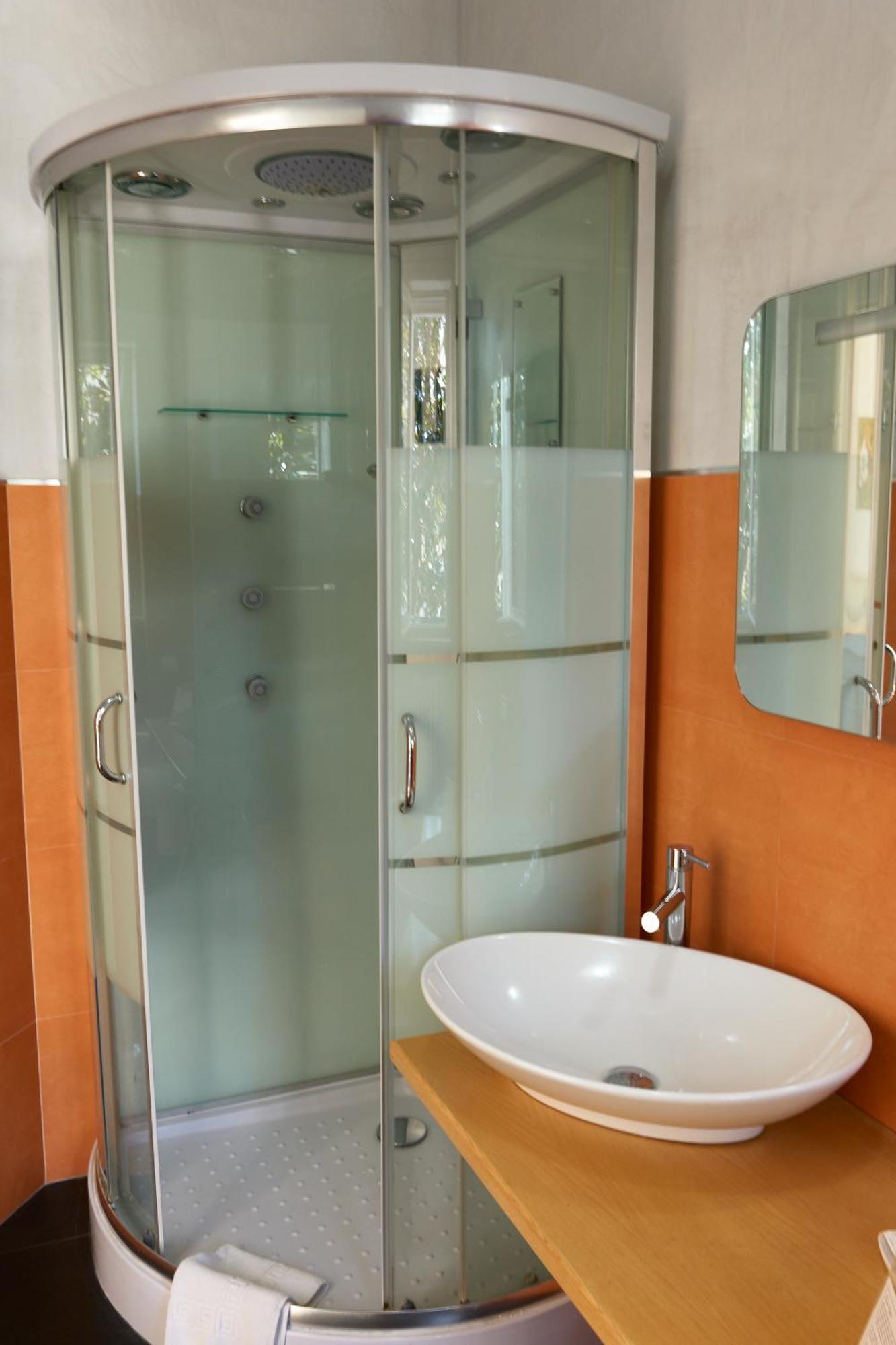 Il Giardino Di Flora Con Piscina Hotel Lecce Kültér fotó