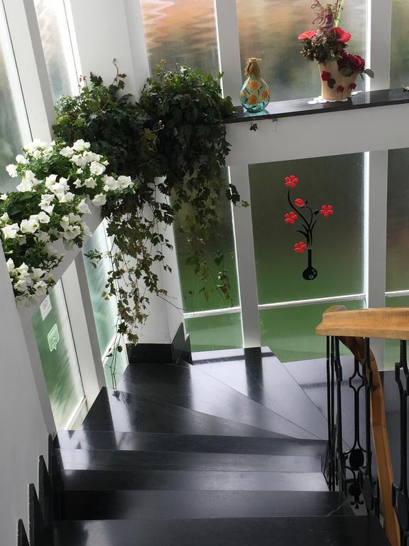 Il Giardino Di Flora Con Piscina Hotel Lecce Kültér fotó